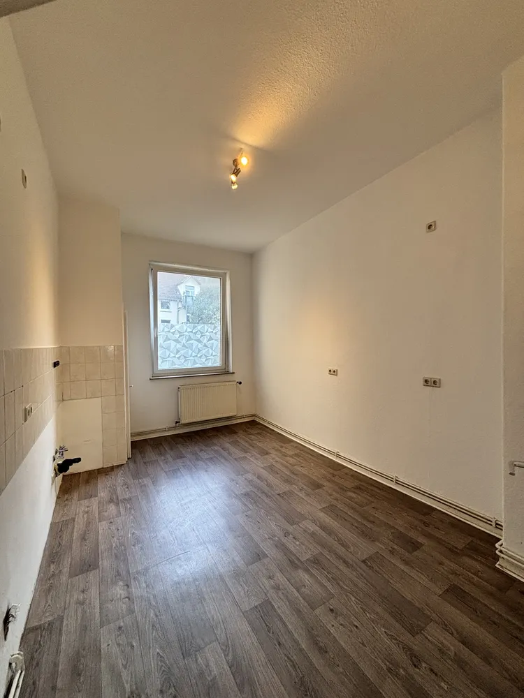 4 Zimmer Wohnung mit 107 m² in Hannover – Bild 8