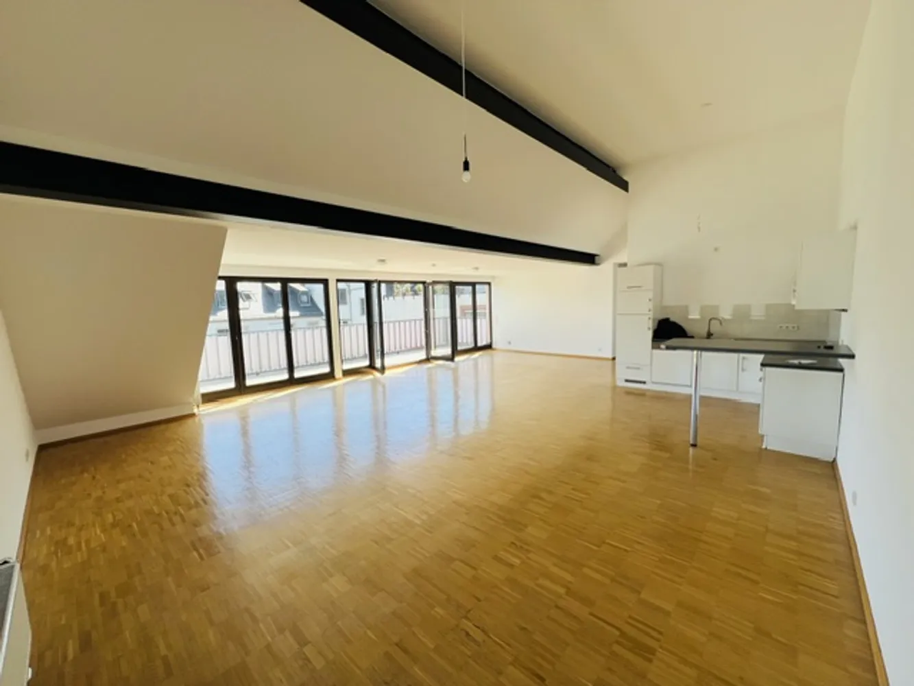 4 Zimmer Wohnung mit 131 m² in Wiesbaden – Bild 7