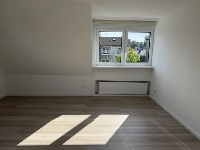 3 Zimmer Wohnung mit 99 m² in Mülheim an der Ruhr – Bild 3