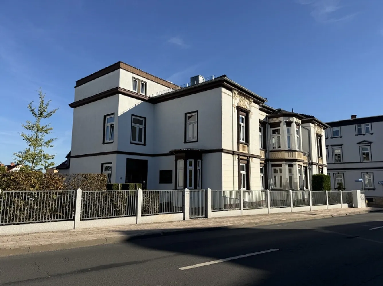 2 Zimmer Wohnung mit 89 m² in Gotha – Bild 1