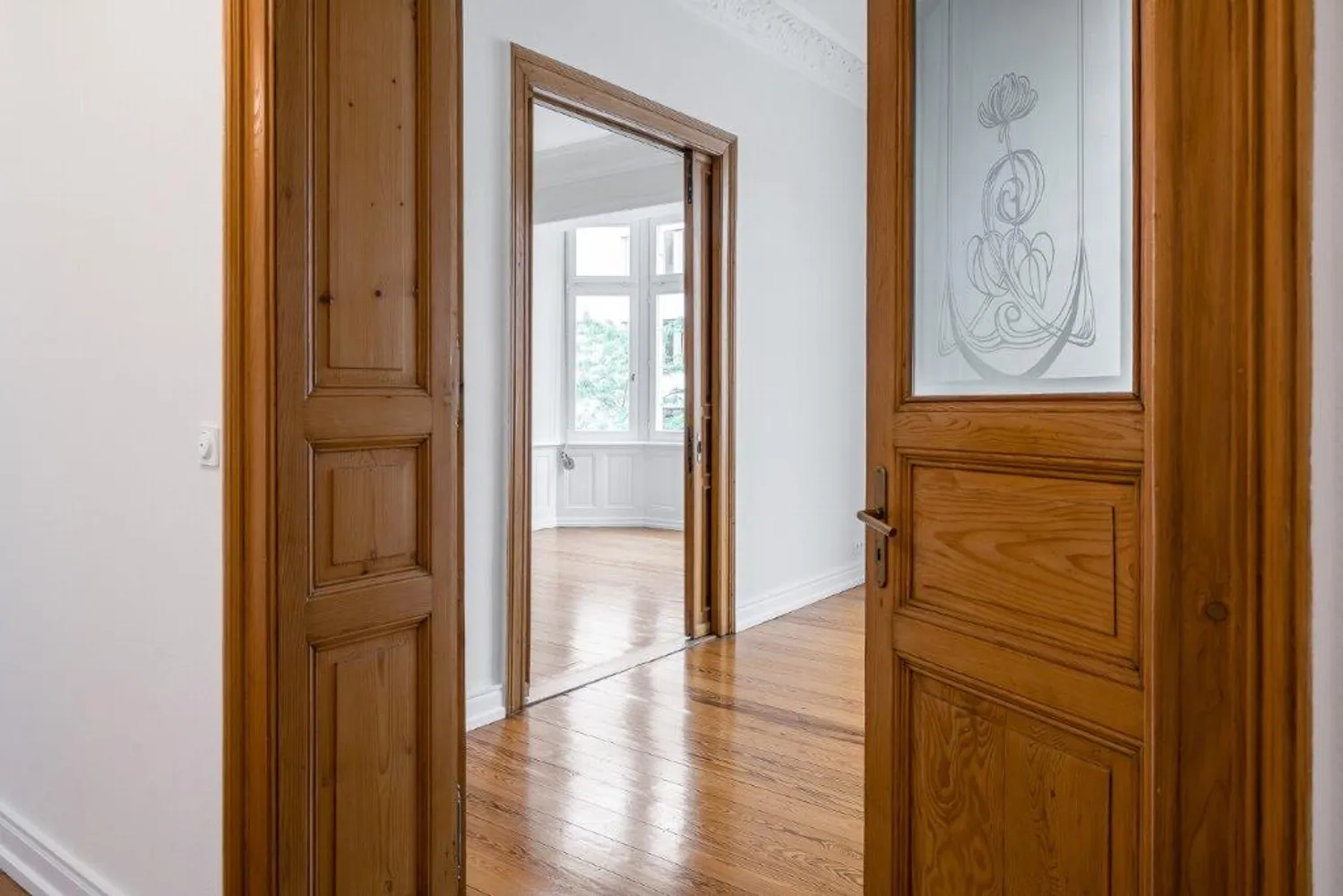 5 Zimmer Wohnung mit 165 m² in Wiesbaden – Bild 3