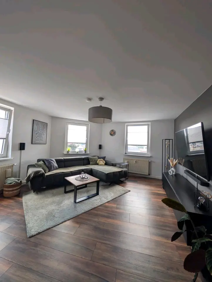 3 Zimmer Wohnung mit 82 m² in Werdau – Bild 1