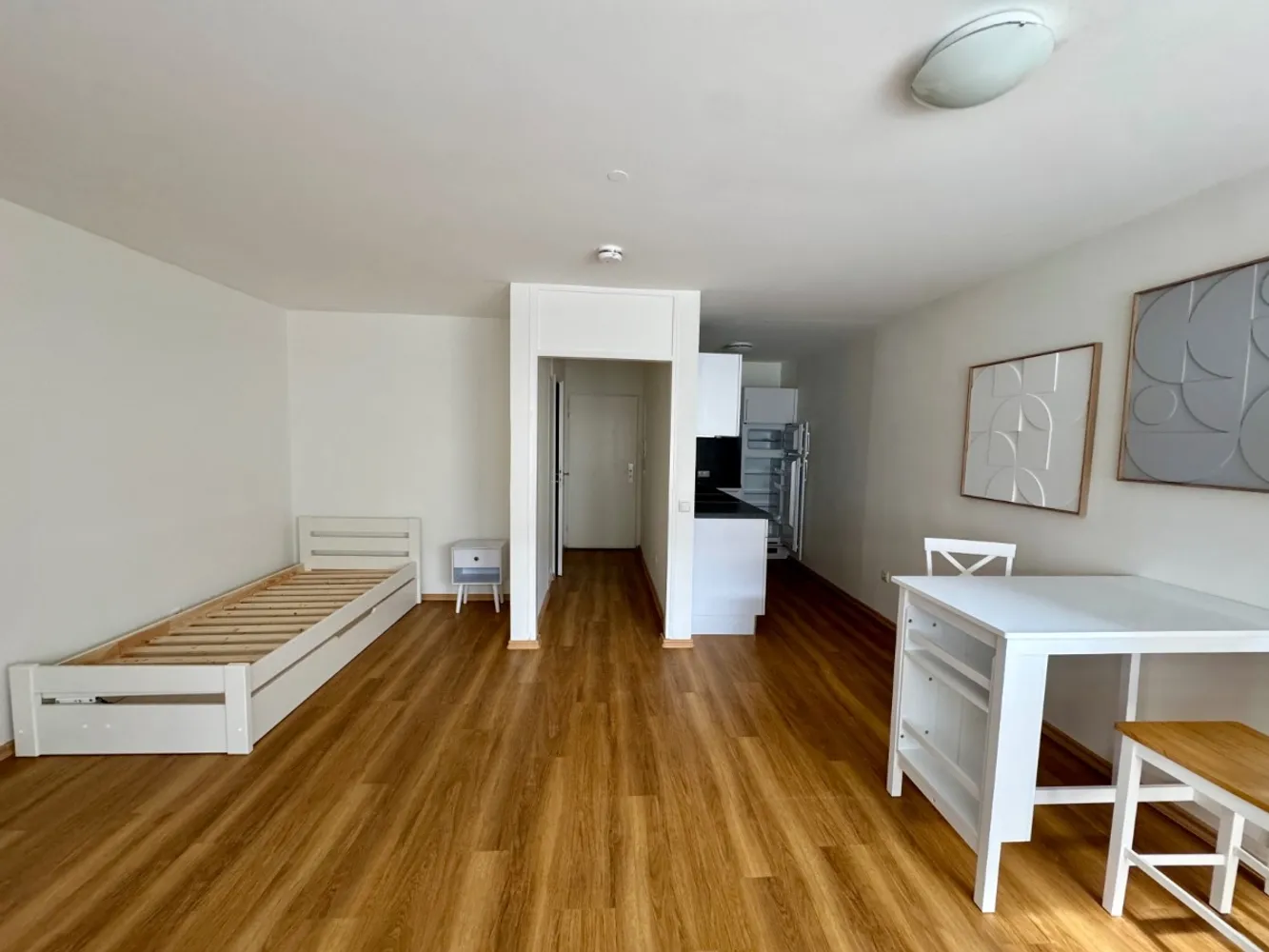 1 Zimmer Wohnung mit 34 m² in Augsburg – Bild 2