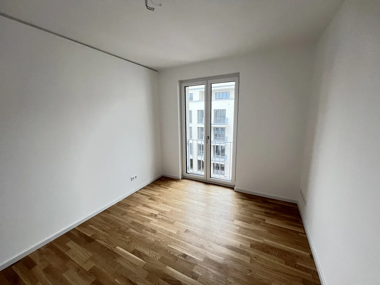 4 Zimmer Wohnung mit 107 m² in Magdeburg – Bild 11