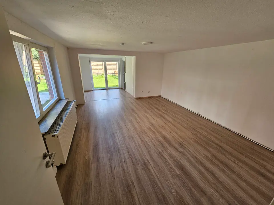 5 Zimmer Wohnung mit 130 m² in Leer – Bild 1