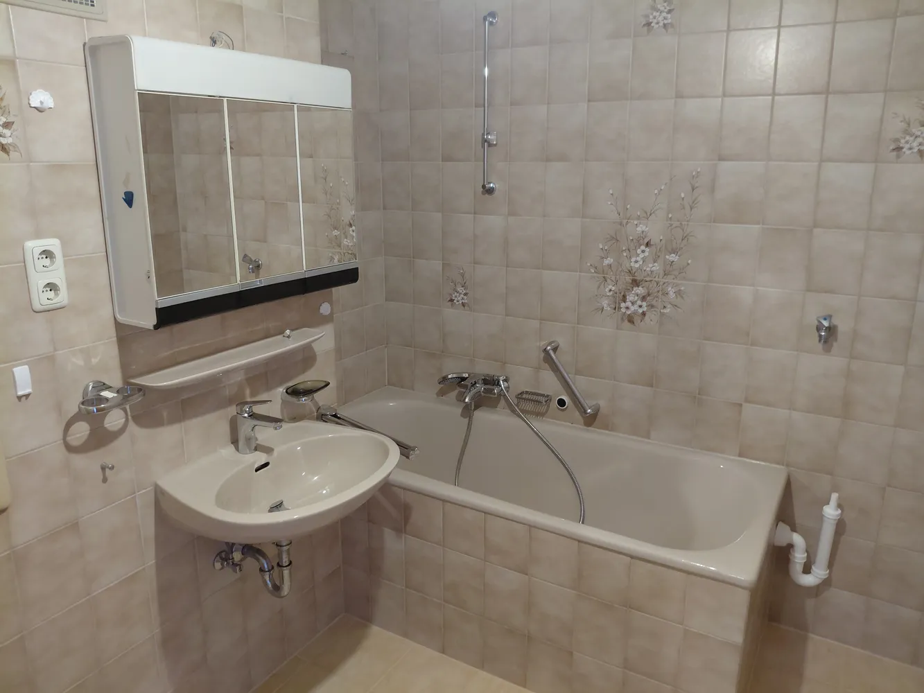 3 Zimmer Wohnung mit 74 m² in München – Bild 2