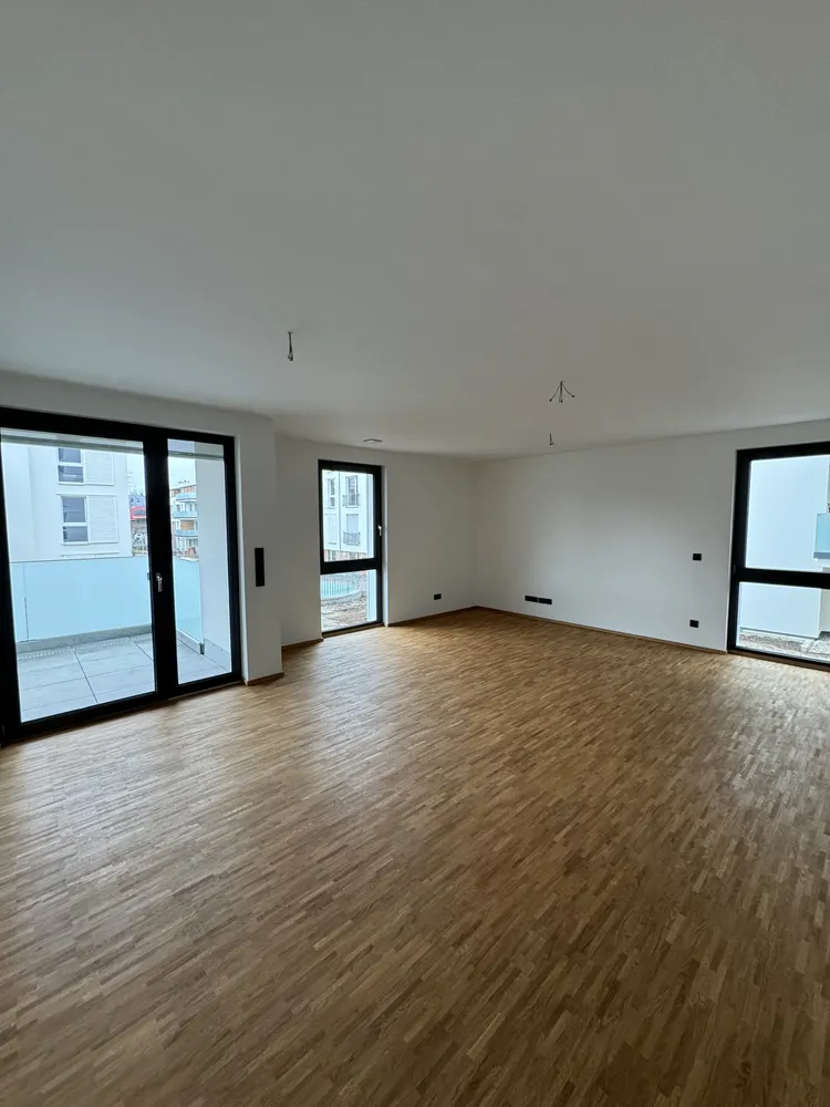 2 Zimmer Wohnung mit 67 m² in Dresden – Bild 1
