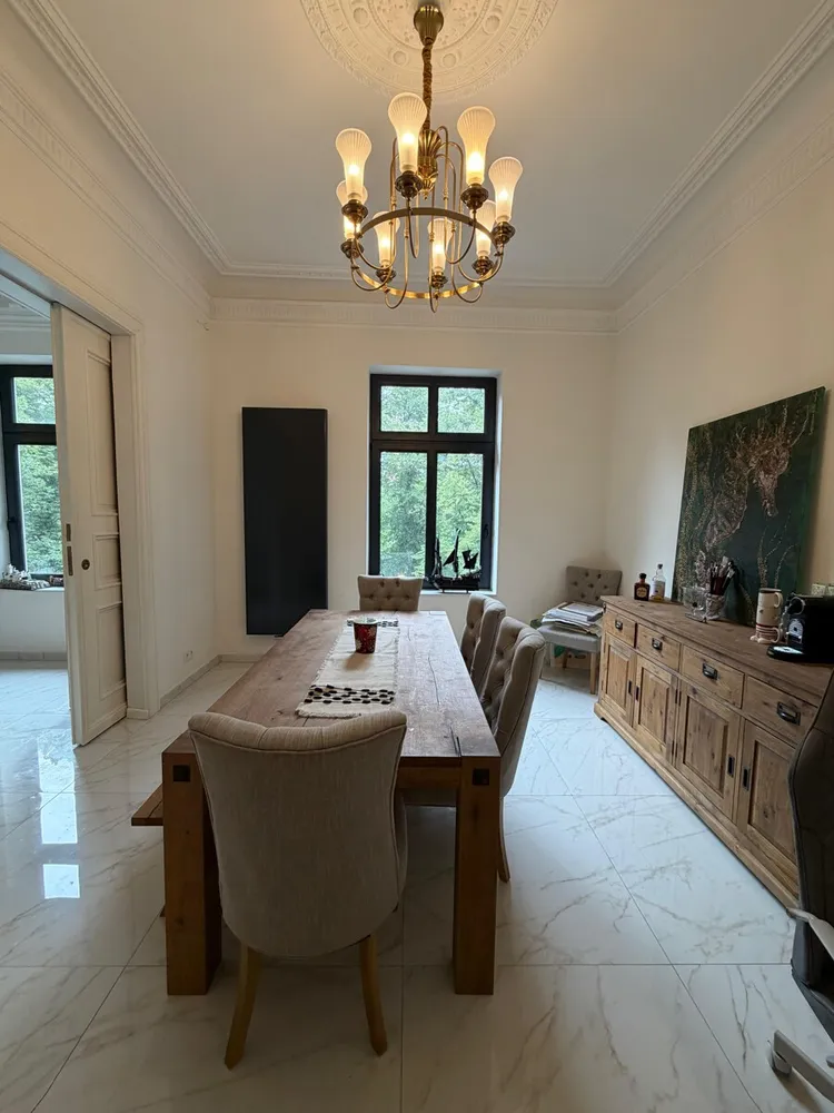 6 Zimmer Wohnung mit 228 m² in Hamburg – Bild 7