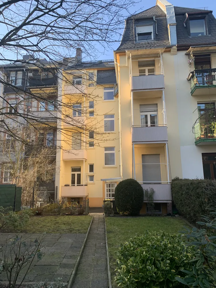 1 Zimmer Wohnung mit 30 m² in Frankfurt am Main – Bild 2