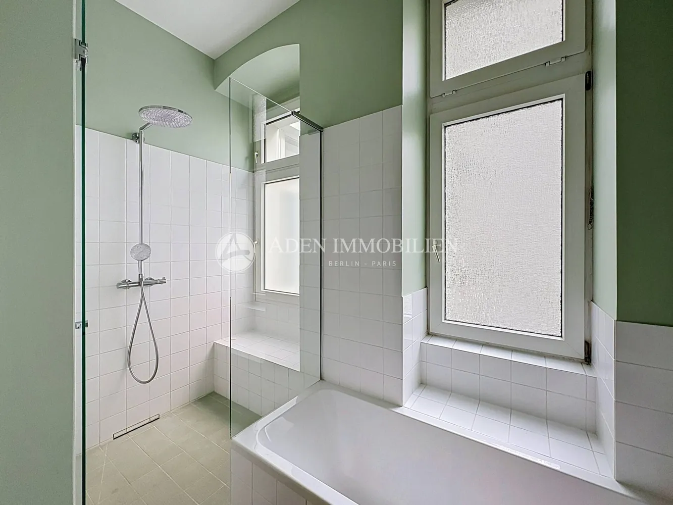 4 Zimmer Wohnung mit 120 m² in Berlin – Bild 12