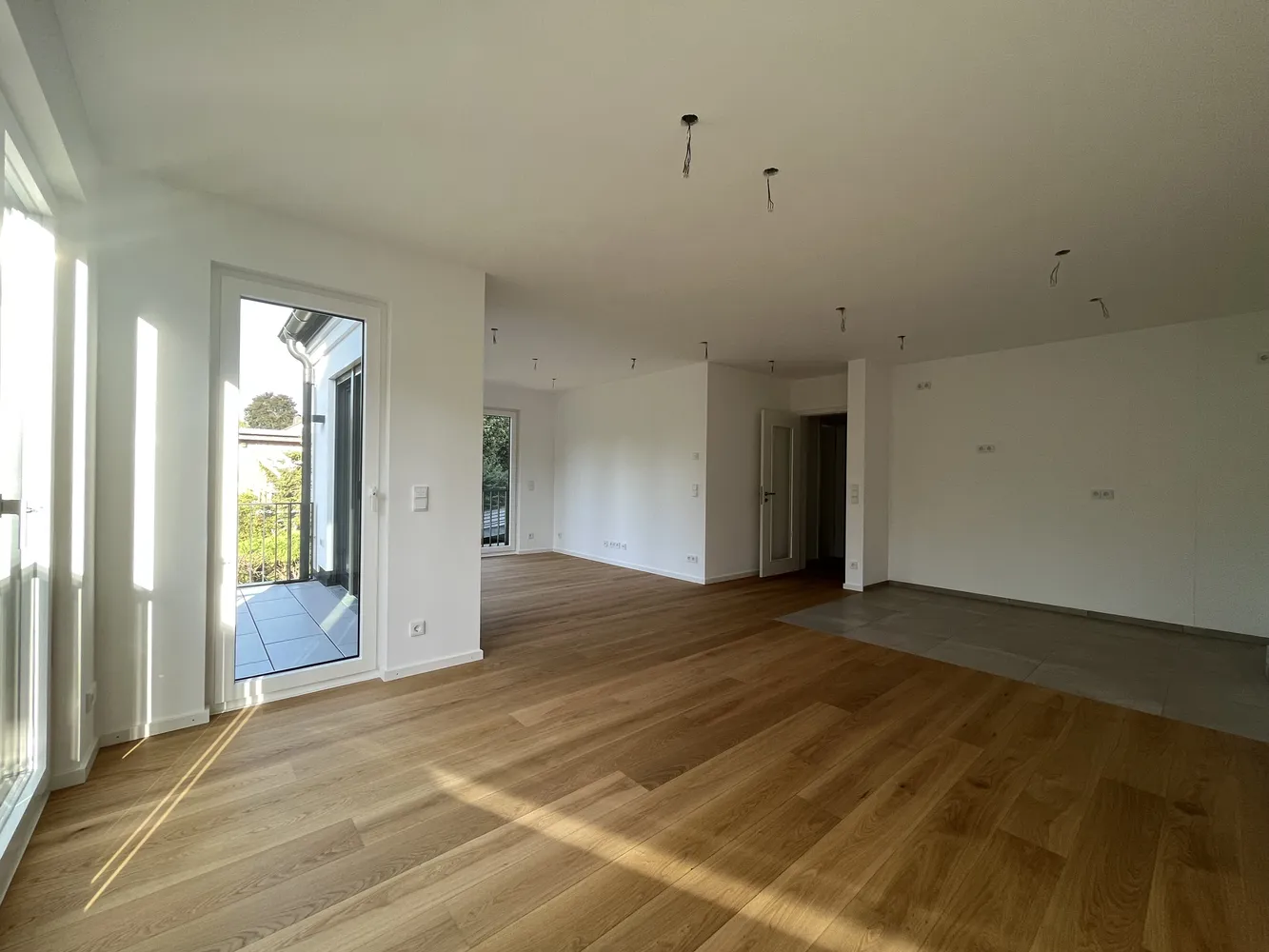 3 Zimmer Wohnung mit 92 m² in München – Bild 2
