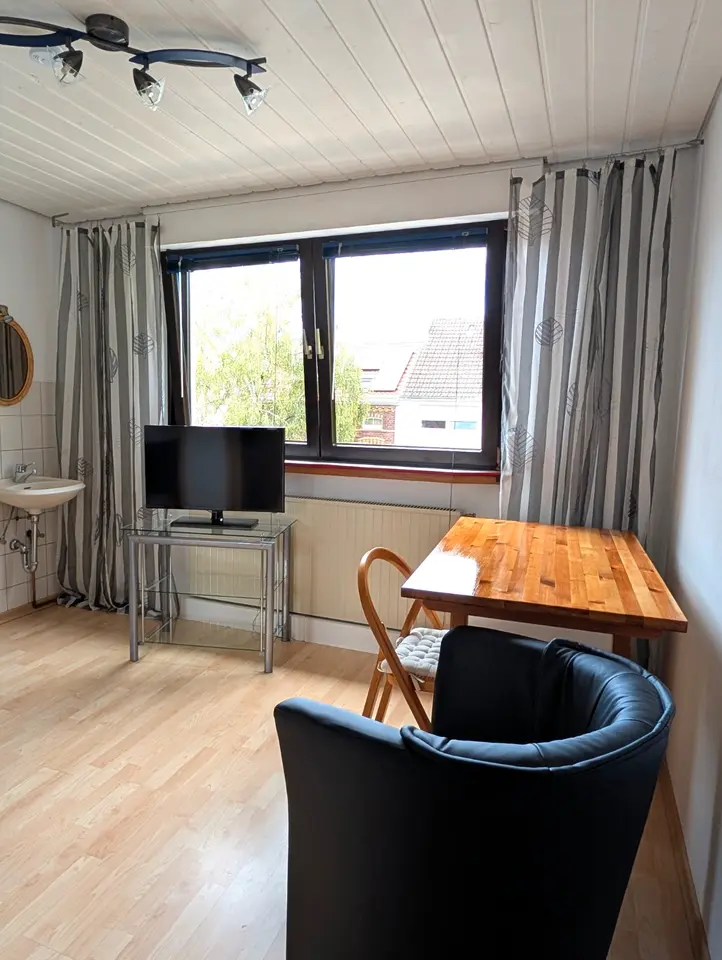 WG-Zimmer mit 50 m² in Düren – Bild 6
