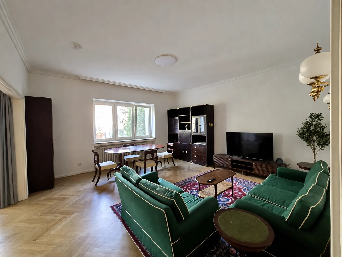 3 Zimmer Wohnung mit 96 m² in Düsseldorf – Bild 2