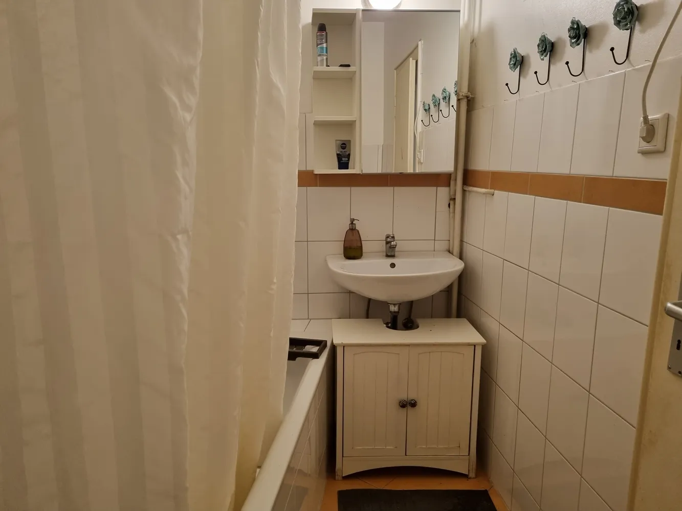 1 room apartment with 32 m² in Düsseldorf – Photo 5