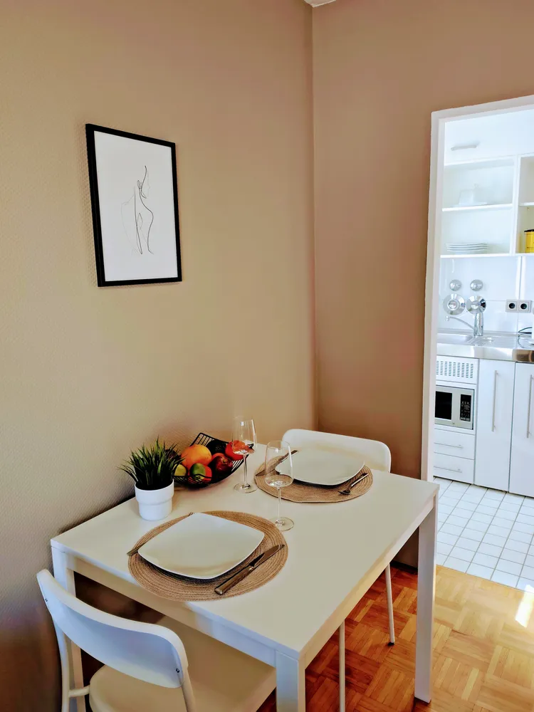 1 Zimmer Wohnung mit 28 m² in Frankfurt am Main – Bild 4