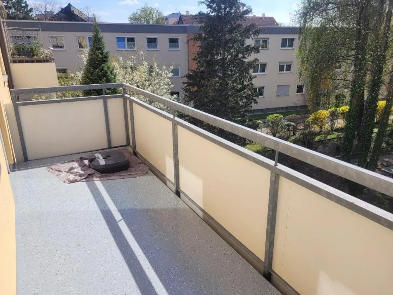 3 Zimmer Wohnung mit 96 m² in Augsburg – Bild 2