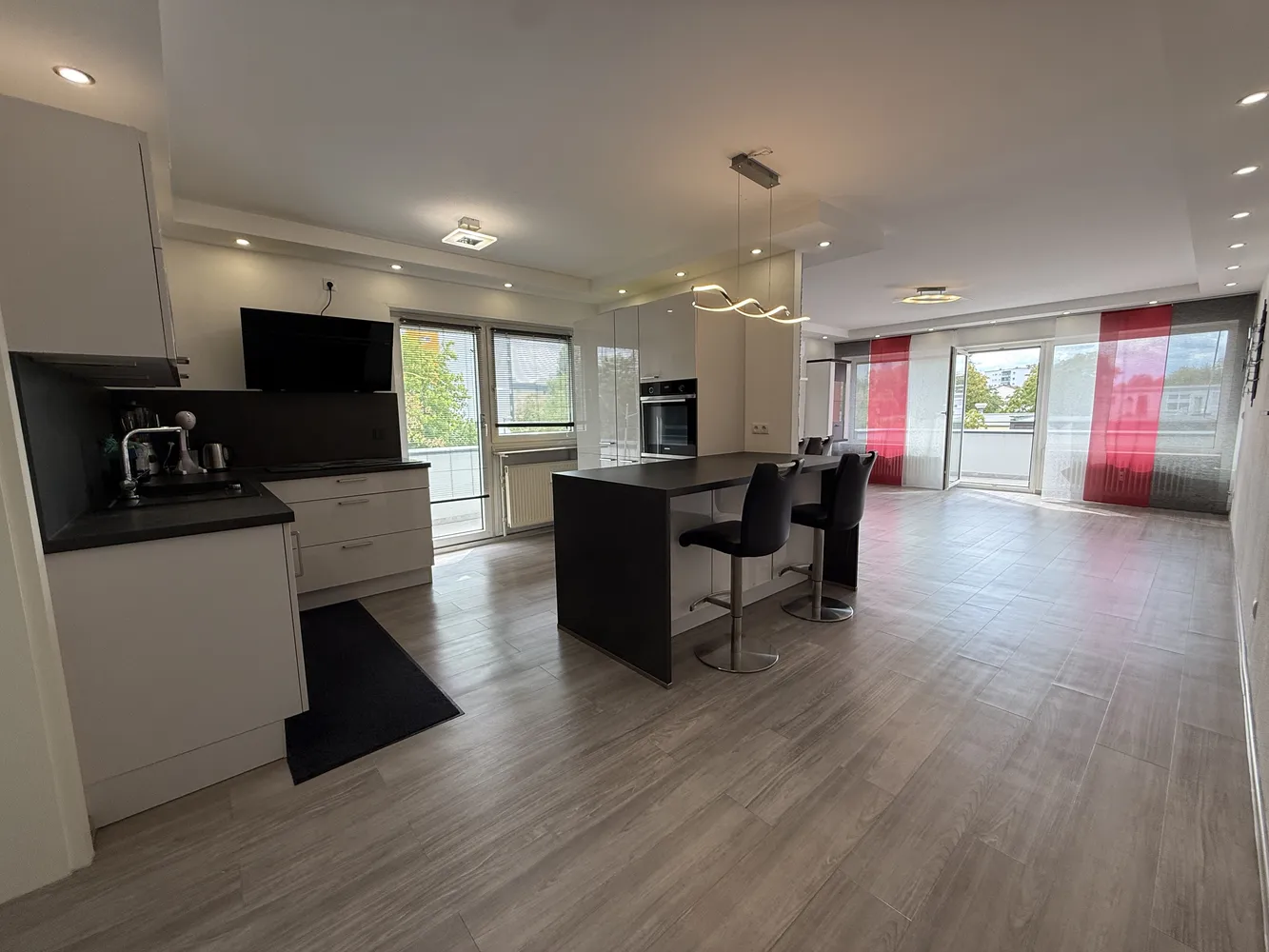 3 room apartment with 90 m² in Ludwigshafen am Rhein – Photo 1