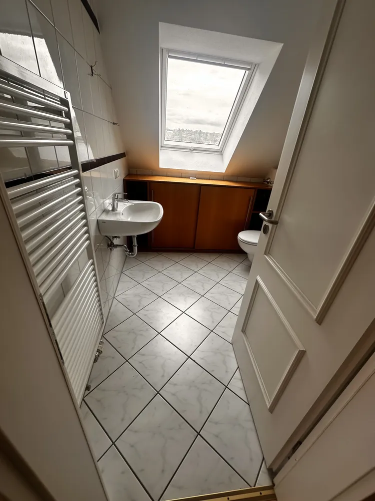 2 Zimmer Wohnung mit 72 m² in Wiesbaden – Bild 9