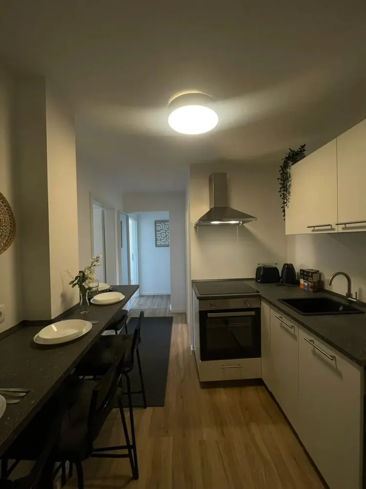 Shared room with 13 m² in Munich – Photo 4