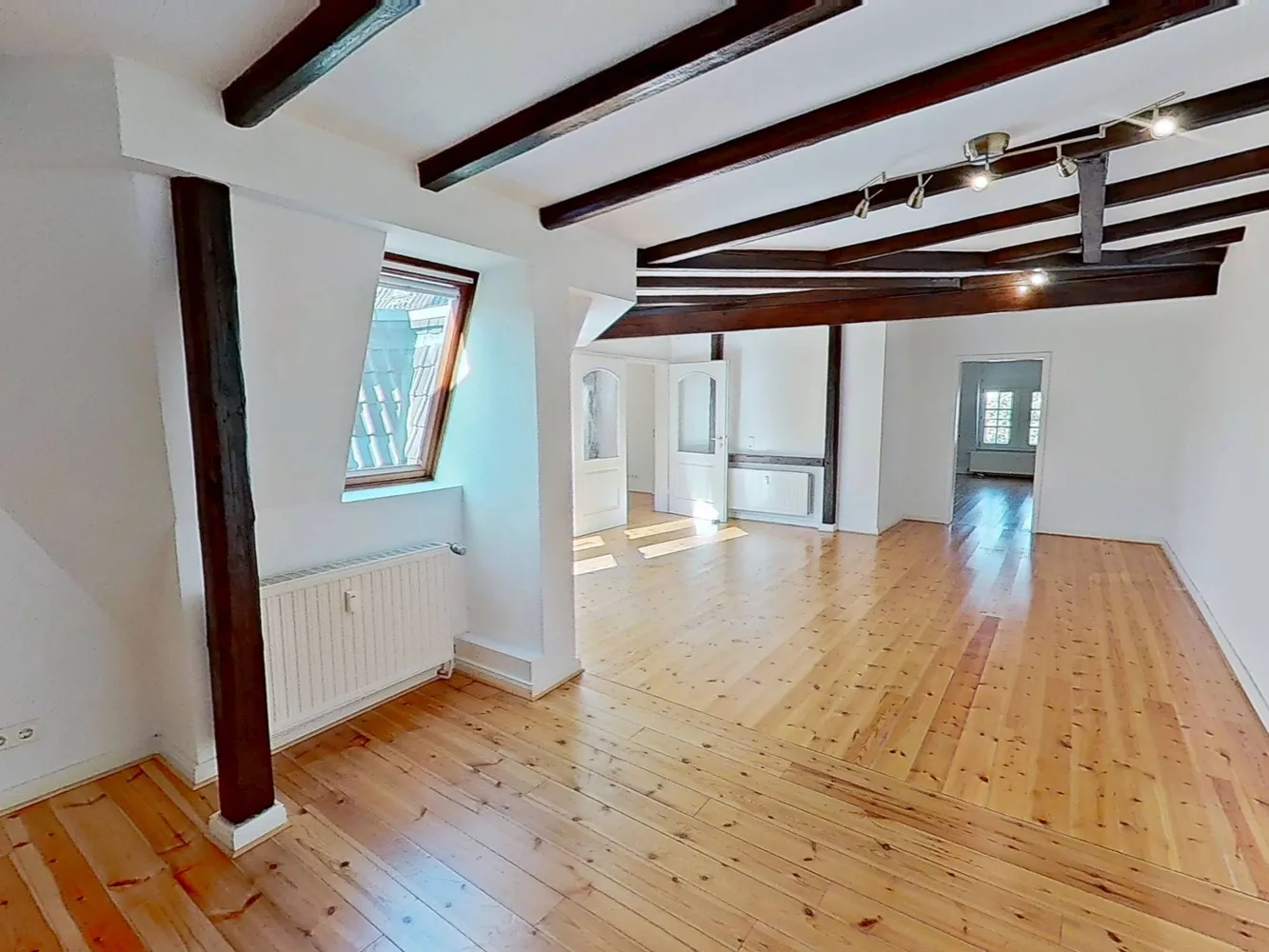 6 room apartment with 193 m² in Magdeburg – Photo 1