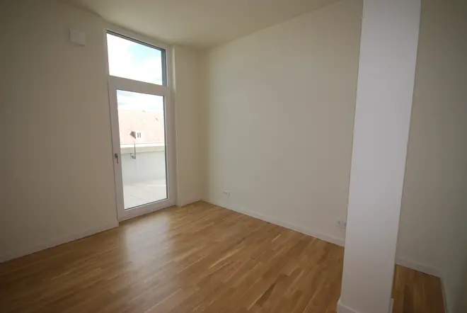 2 Zimmer Wohnung mit 102 m² in Dresden – Bild 7