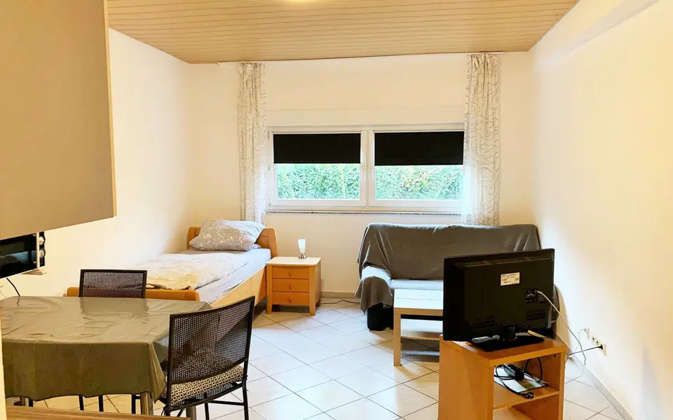 WG-Zimmer mit 28 m² in Stuttgart – Bild 1