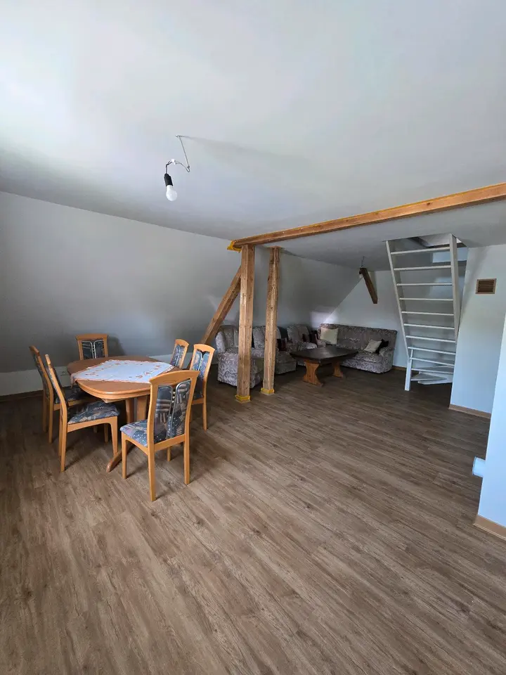 6 Zimmer Wohnung mit 140 m² in Rottweil – Bild 2