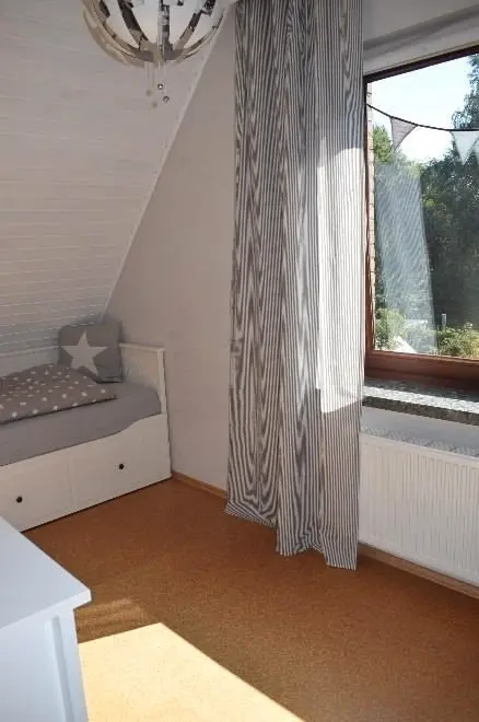 9 Zimmer Haus mit 214 m² in Buxtehude – Bild 2