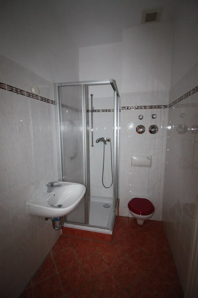 2 Zimmer Wohnung mit 41 m² in Plauen – Bild 2