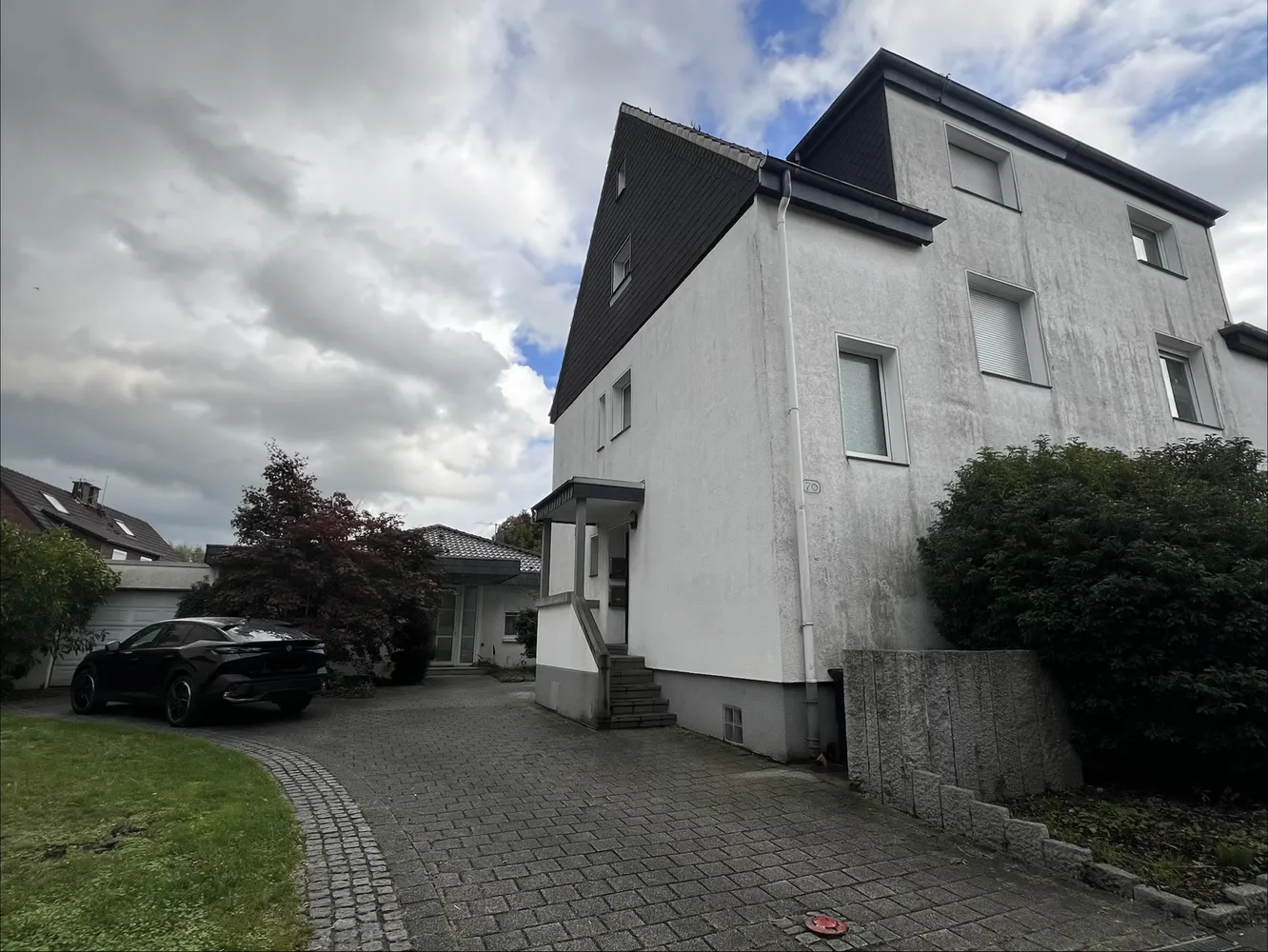 3 Zimmer Wohnung mit 90 m² in Duisburg – Bild 1