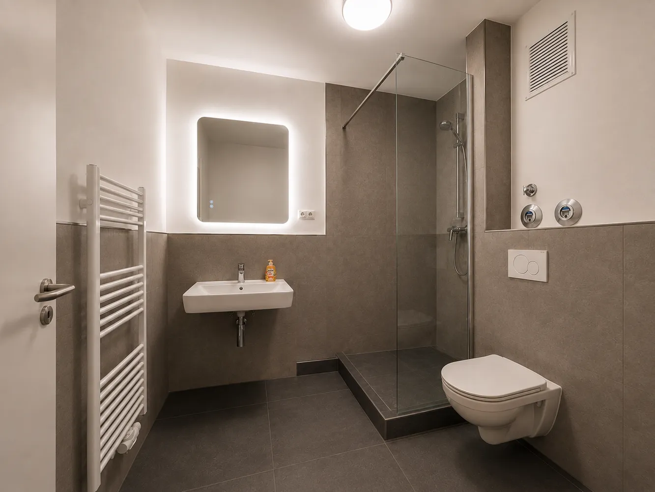 1 Zimmer Wohnung mit 45 m² in Düsseldorf – Bild 1