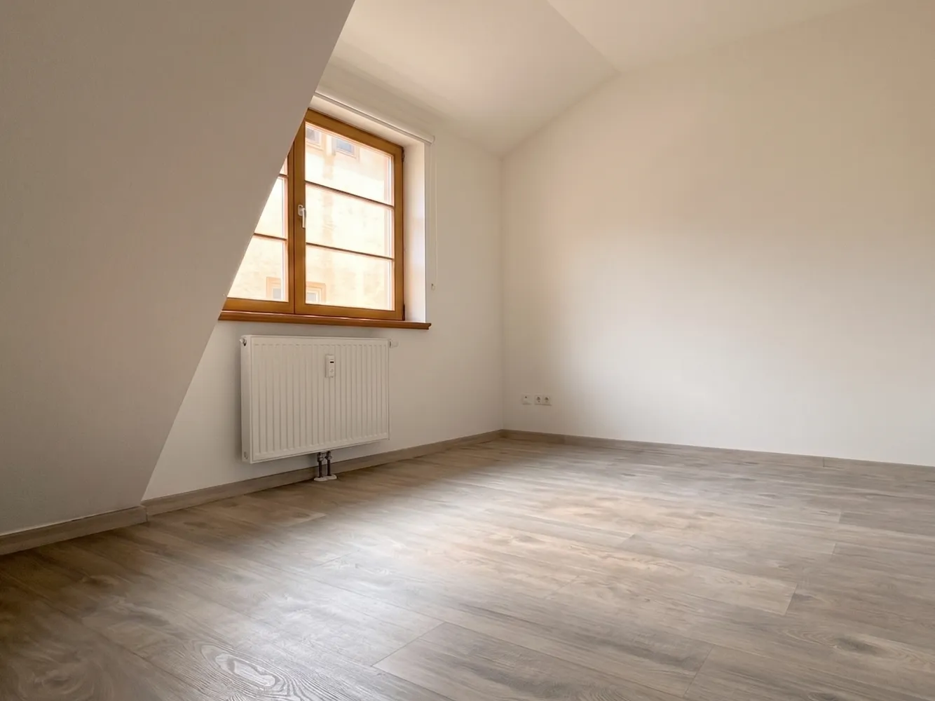 3 Zimmer Wohnung mit 102 m² in Halle (Saale) – Bild 5