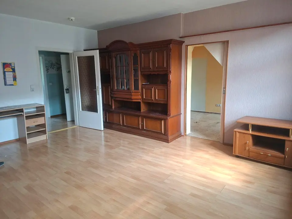 3 Zimmer Wohnung mit 75 m² in Köthen – Bild 2