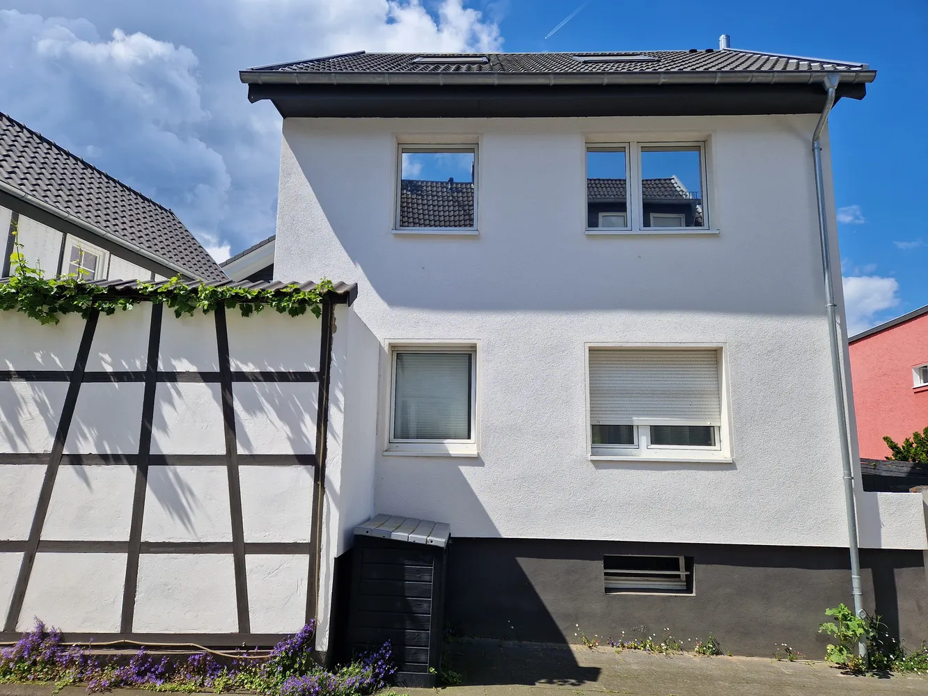 4 Zimmer Wohnung mit 100 m² in Bonn – Bild 2