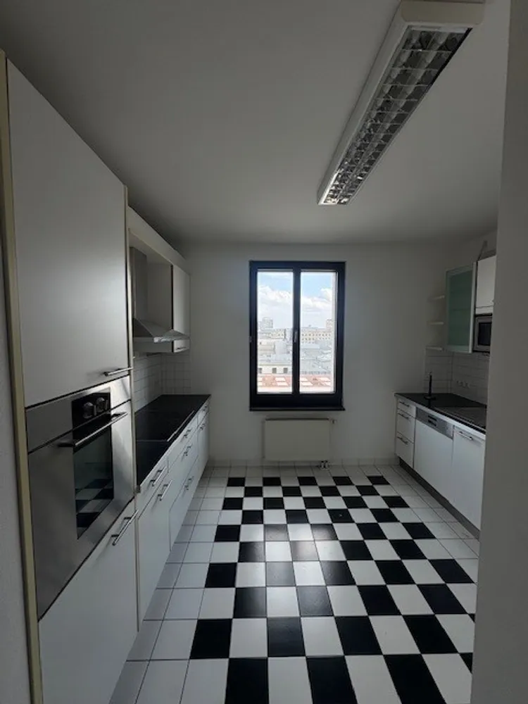 4 Zimmer Wohnung mit 133 m² in Berlin – Bild 9