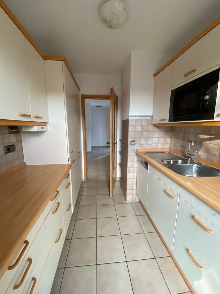 3 Zimmer Wohnung mit 87 m² in Bergisch Gladbach – Bild 2
