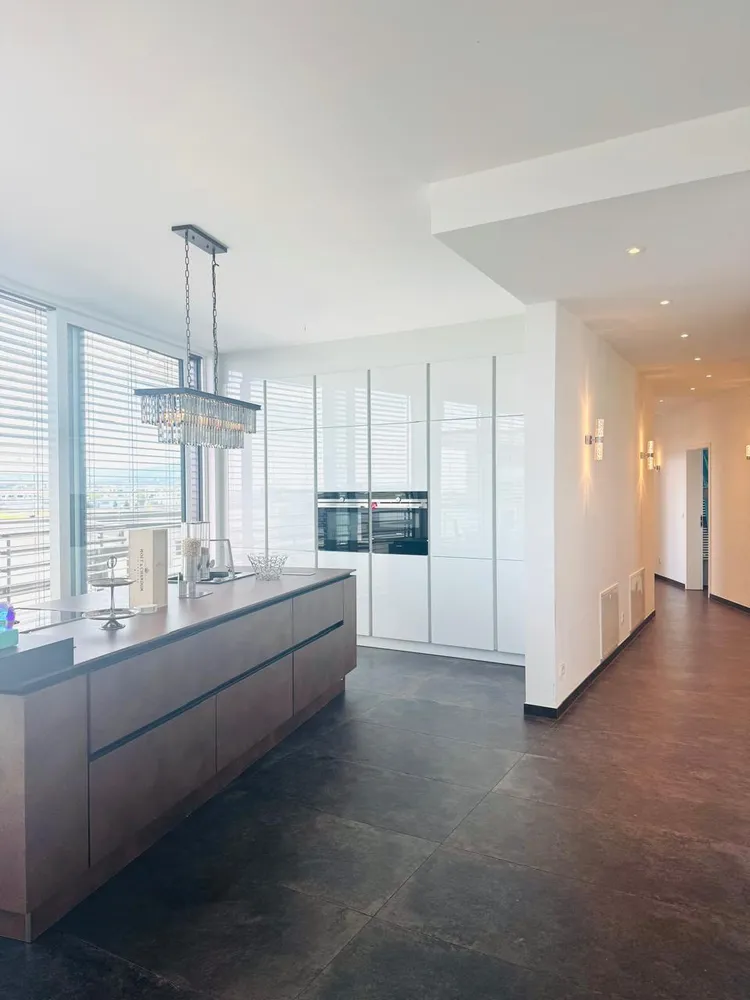 4 Zimmer Wohnung mit 187 m² in Frankfurt am Main – Bild 9