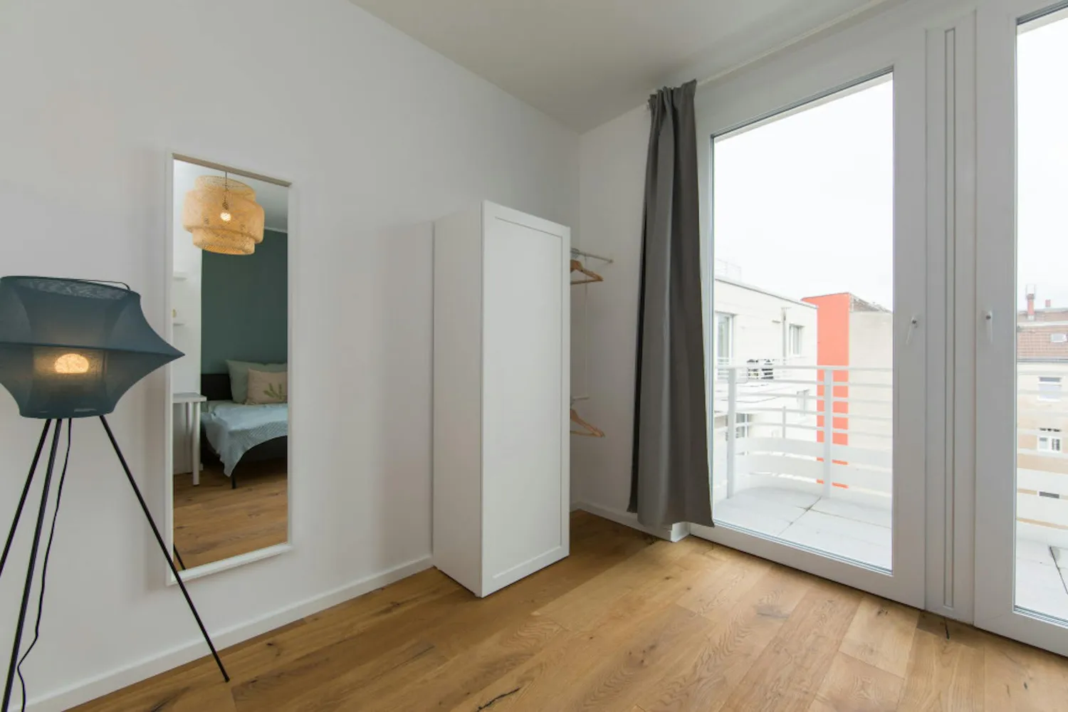 Shared room with 12 m² in Berlin – Photo 3