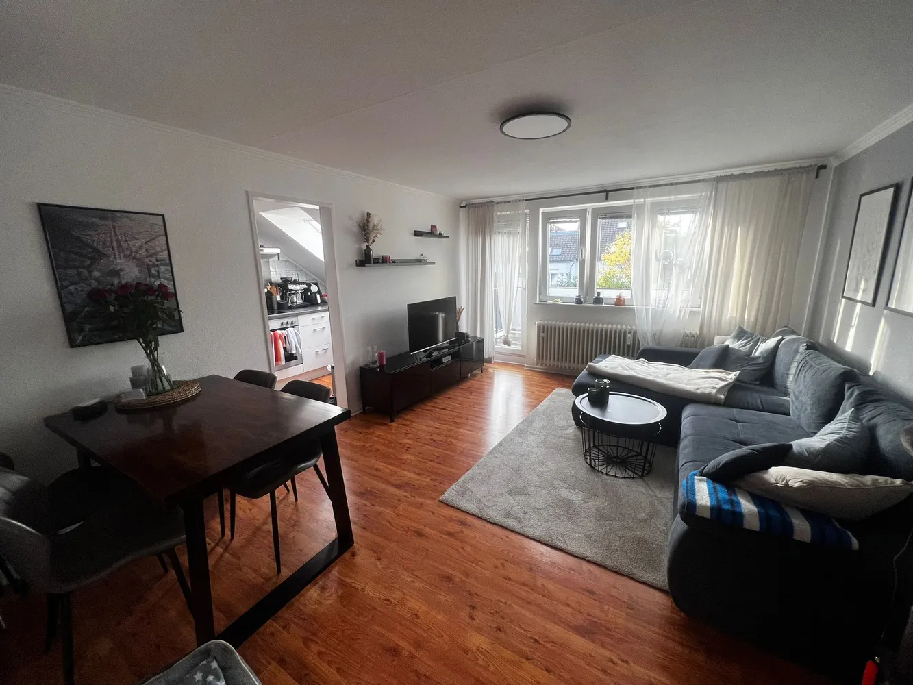 2 Zimmer Wohnung mit 60 m² in Düsseldorf – Bild 4