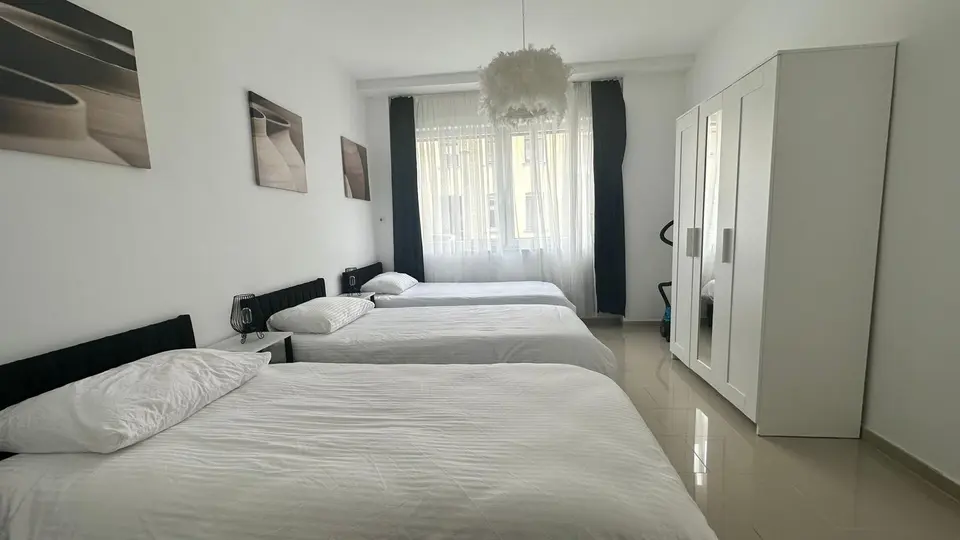 2 Zimmer Wohnung mit 84 m² in Aachen – Bild 4