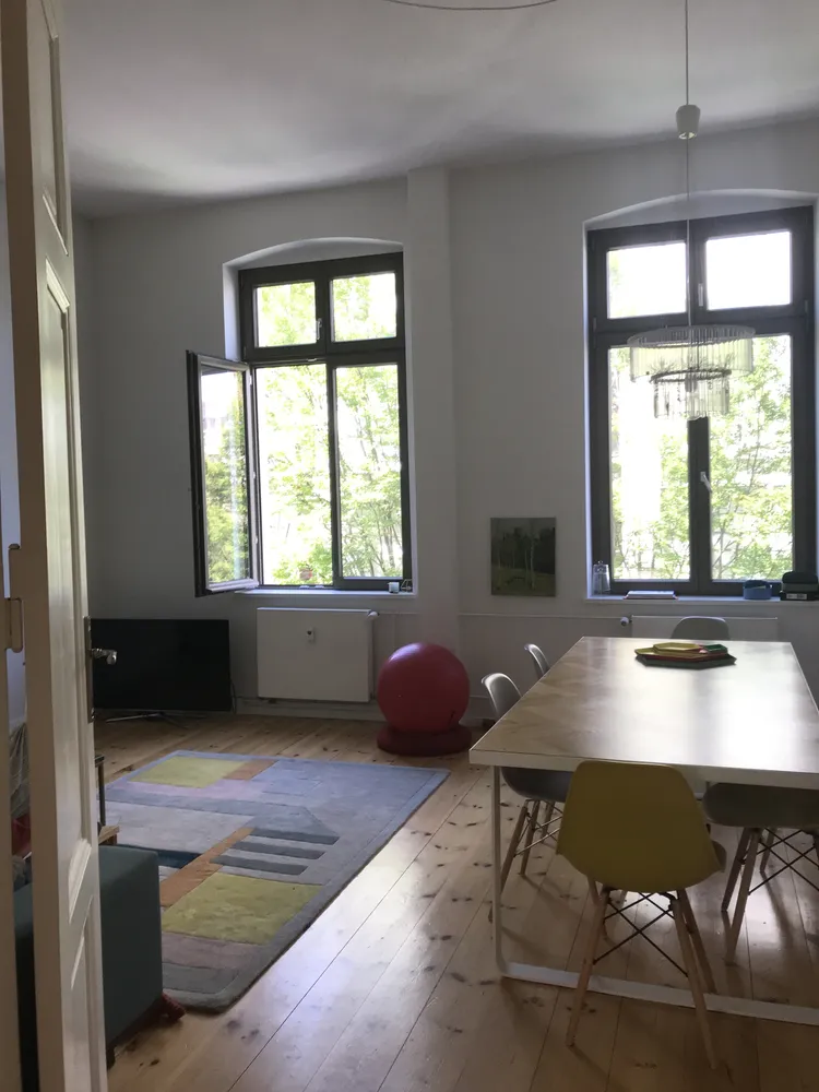 3 room apartment with 90 m² in Berlin – Photo 1