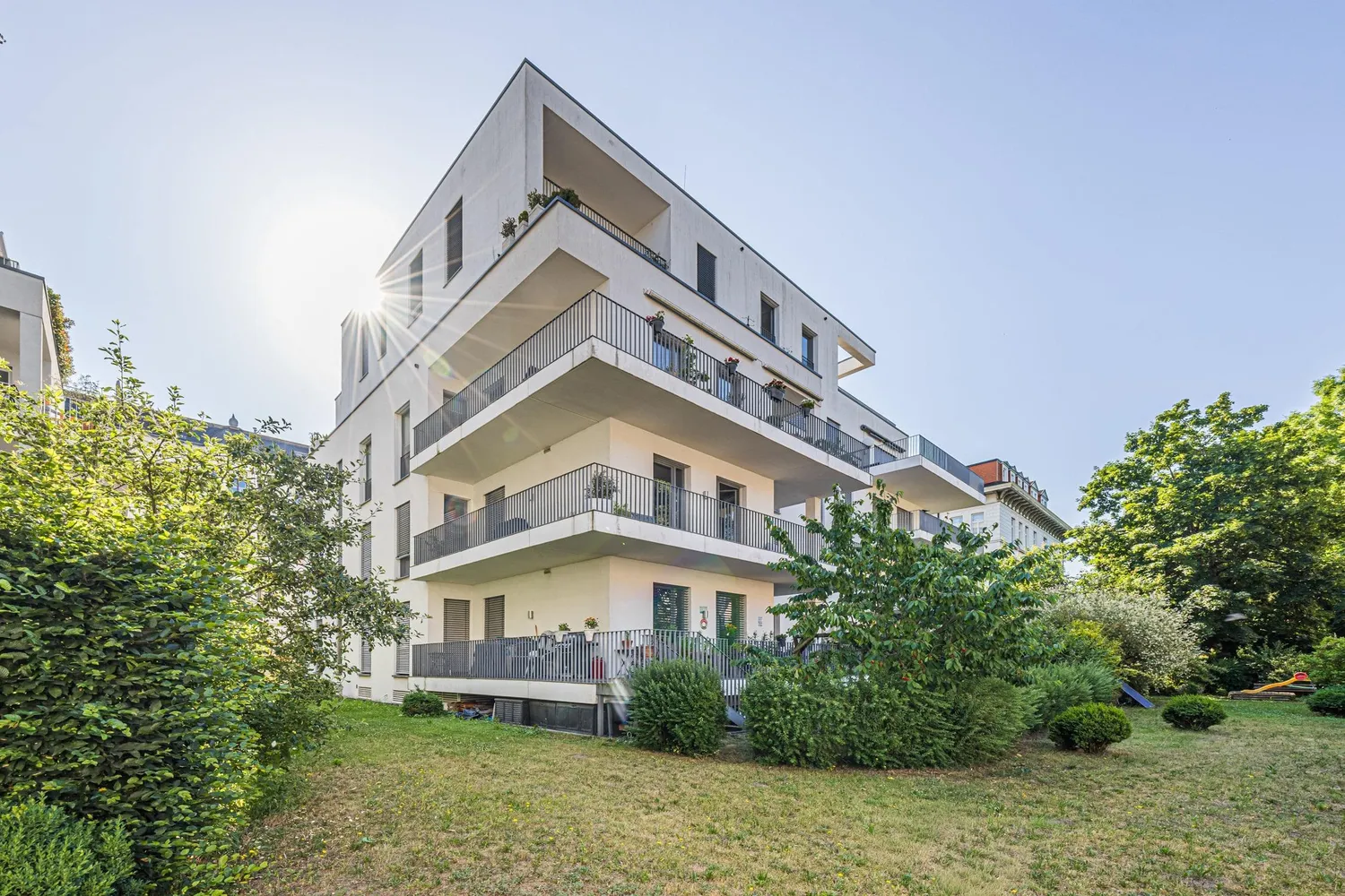 5 Zimmer Wohnung mit 262 m² in Leipzig – Bild 2