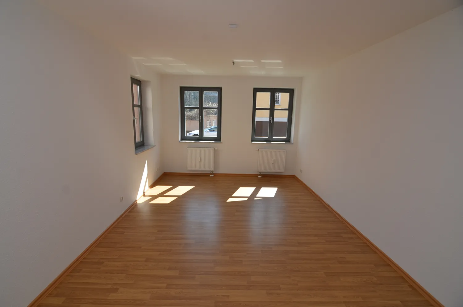 3 Zimmer Wohnung mit 105 m² in Halle (Saale) – Bild 6