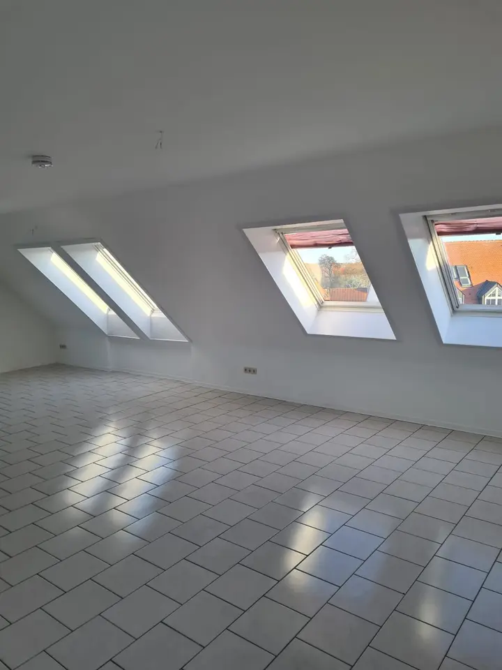3 Zimmer Wohnung mit 117 m² in Delitzsch – Bild 2