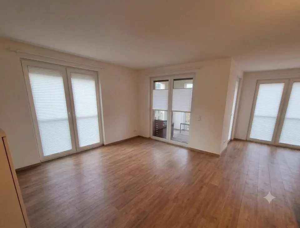4 Zimmer Wohnung mit 80 m² in Dresden – Bild 1