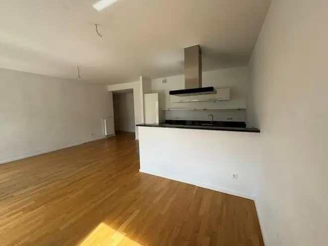 3 Zimmer Wohnung mit 82 m² in Frankfurt am Main – Bild 4