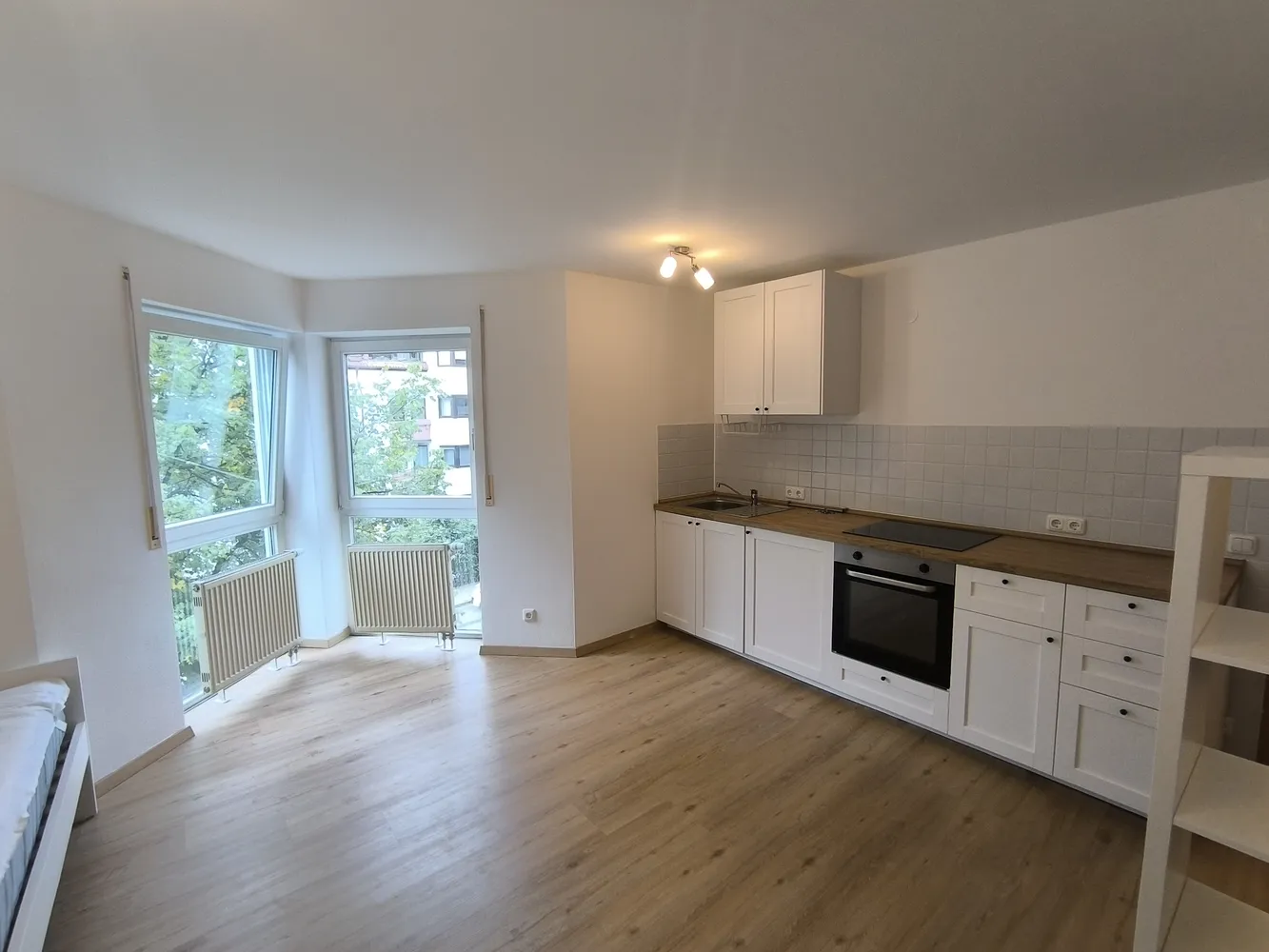 1 room apartment with 30 m² in Augsburg – Photo 5