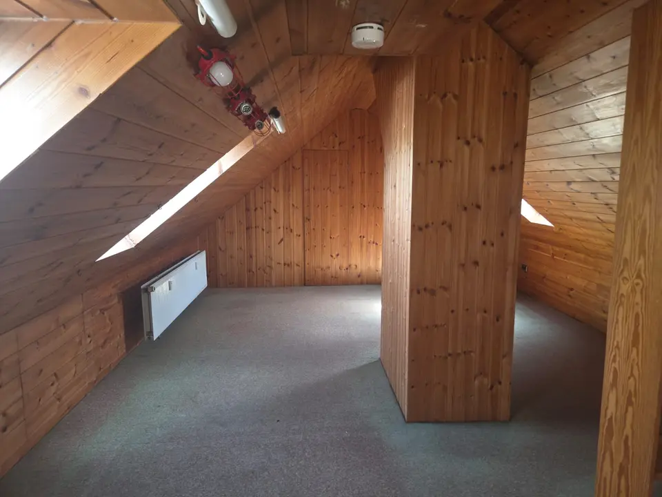 4 Zimmer Wohnung mit 100 m² in Bochum – Bild 2