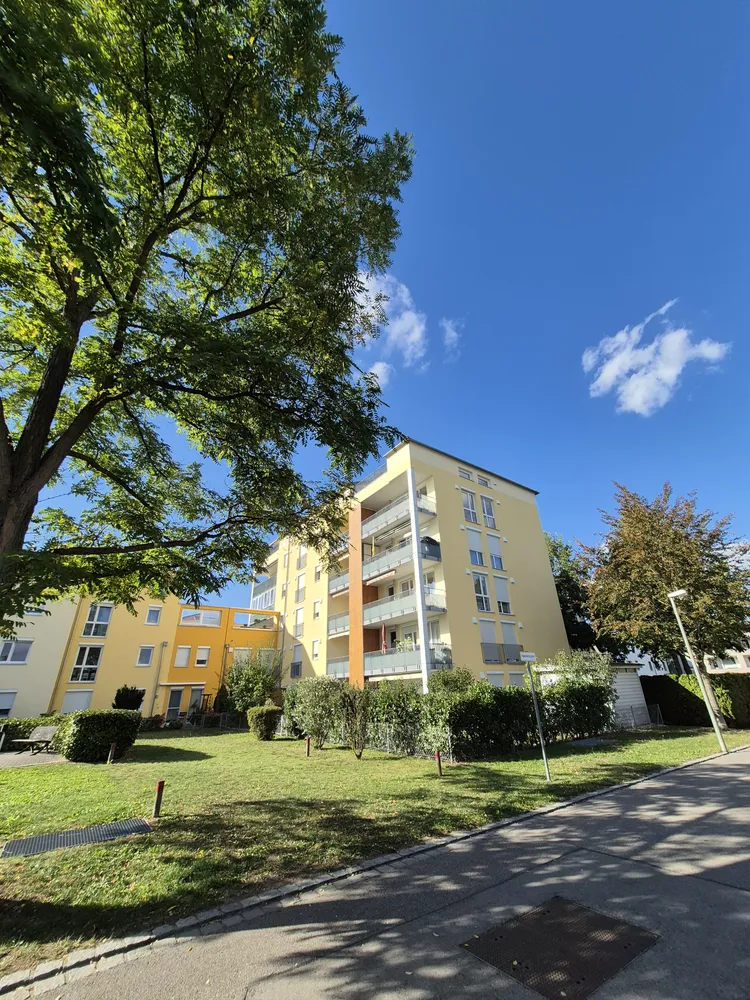 3 Zimmer Wohnung mit 77 m² in Augsburg – Bild 1