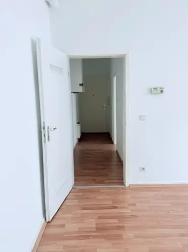 2 Zimmer Wohnung mit 66 m² in Wiesbaden – Bild 4